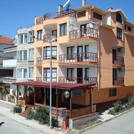 Lazur Hotel Ravda Buitenkant foto