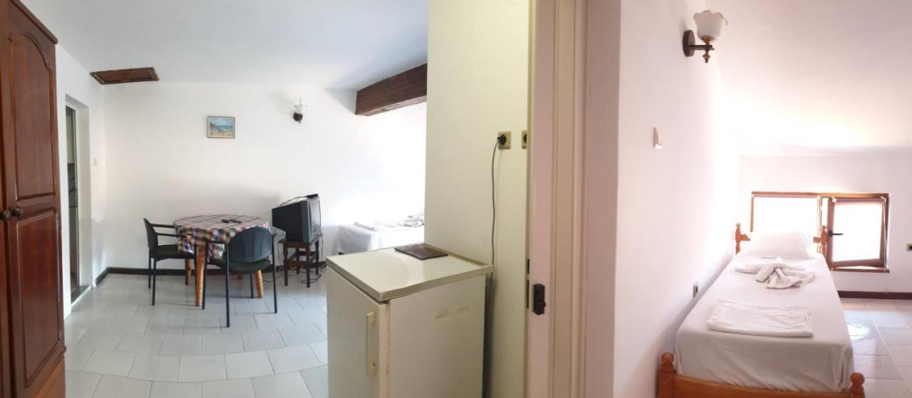 Lazur Hotel Ravda Buitenkant foto