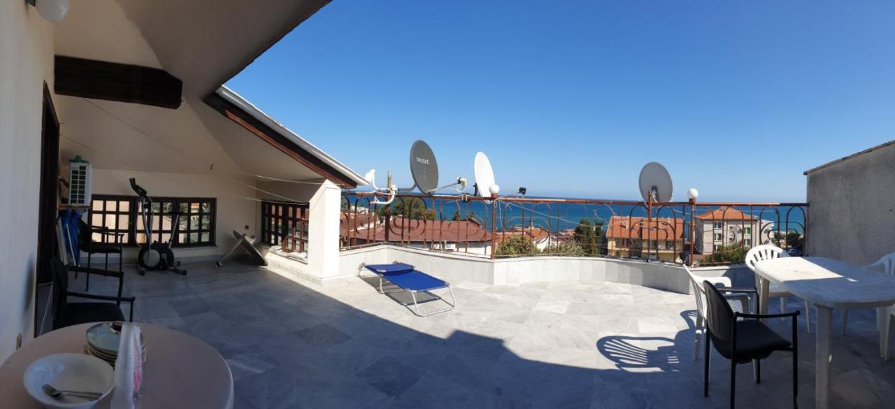 Lazur Hotel Ravda Buitenkant foto